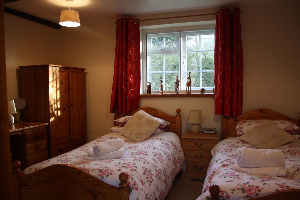 Brookleys Guest House Bidford ภายนอก รูปภาพ