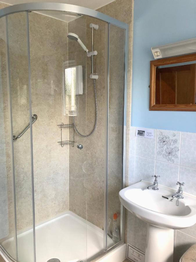 Brookleys Guest House Bidford ภายนอก รูปภาพ
